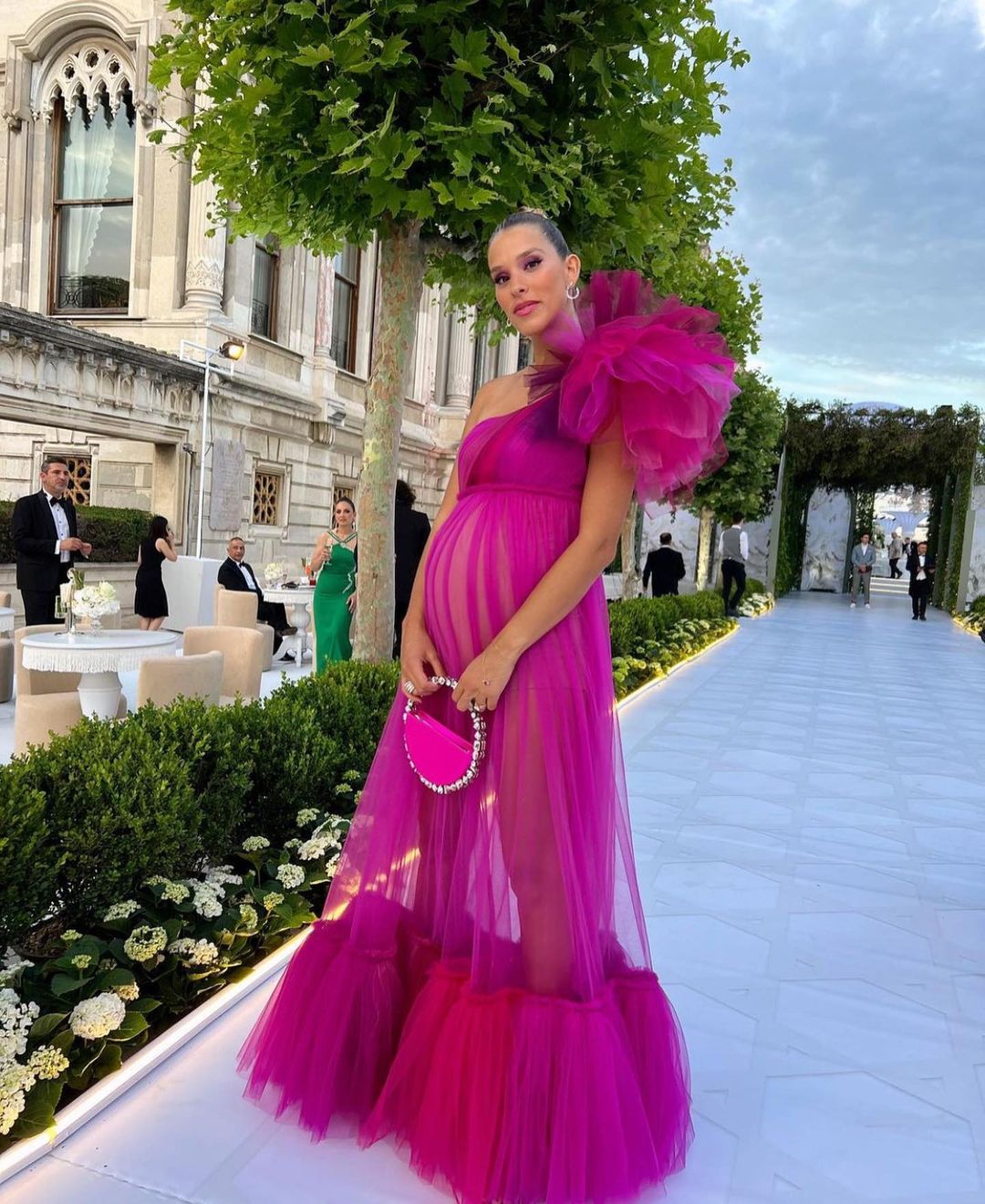 Dila Tarkan Dogruer with Hot Pink Taliya Eternity