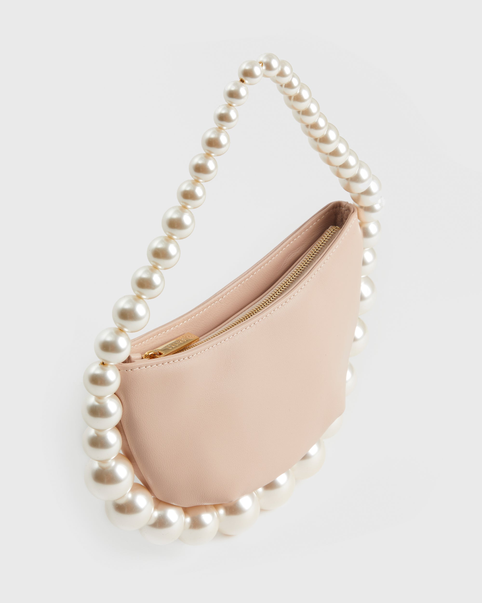 Beige Pendant Pearl Bag