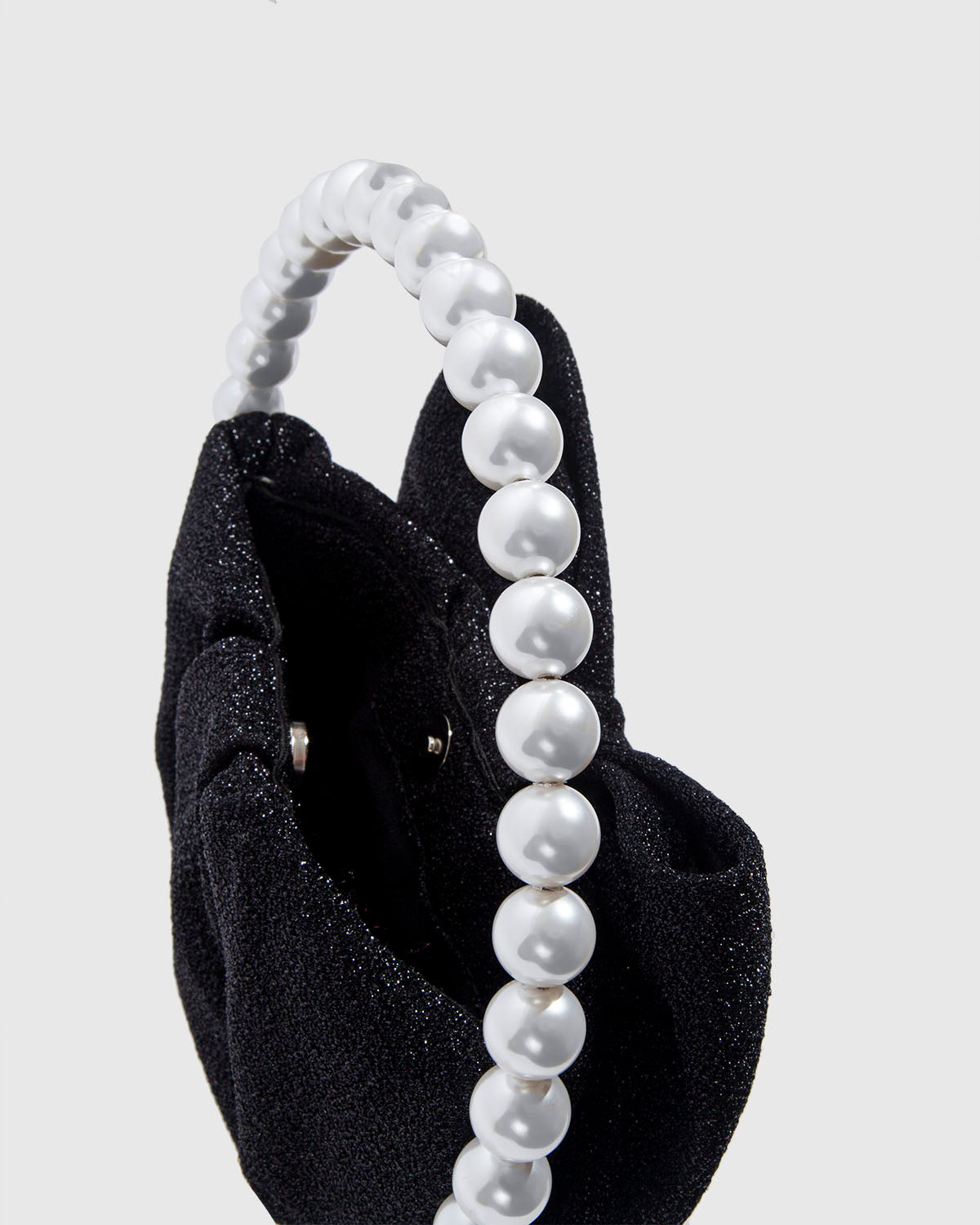 L'alingi London Black Bow Pearl Luxury Clutch