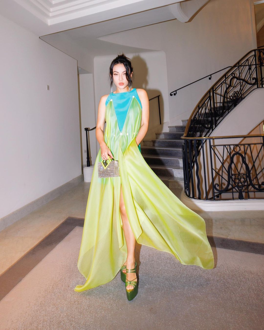 Jessica Wang with NEON YELLOW NOORA BAG