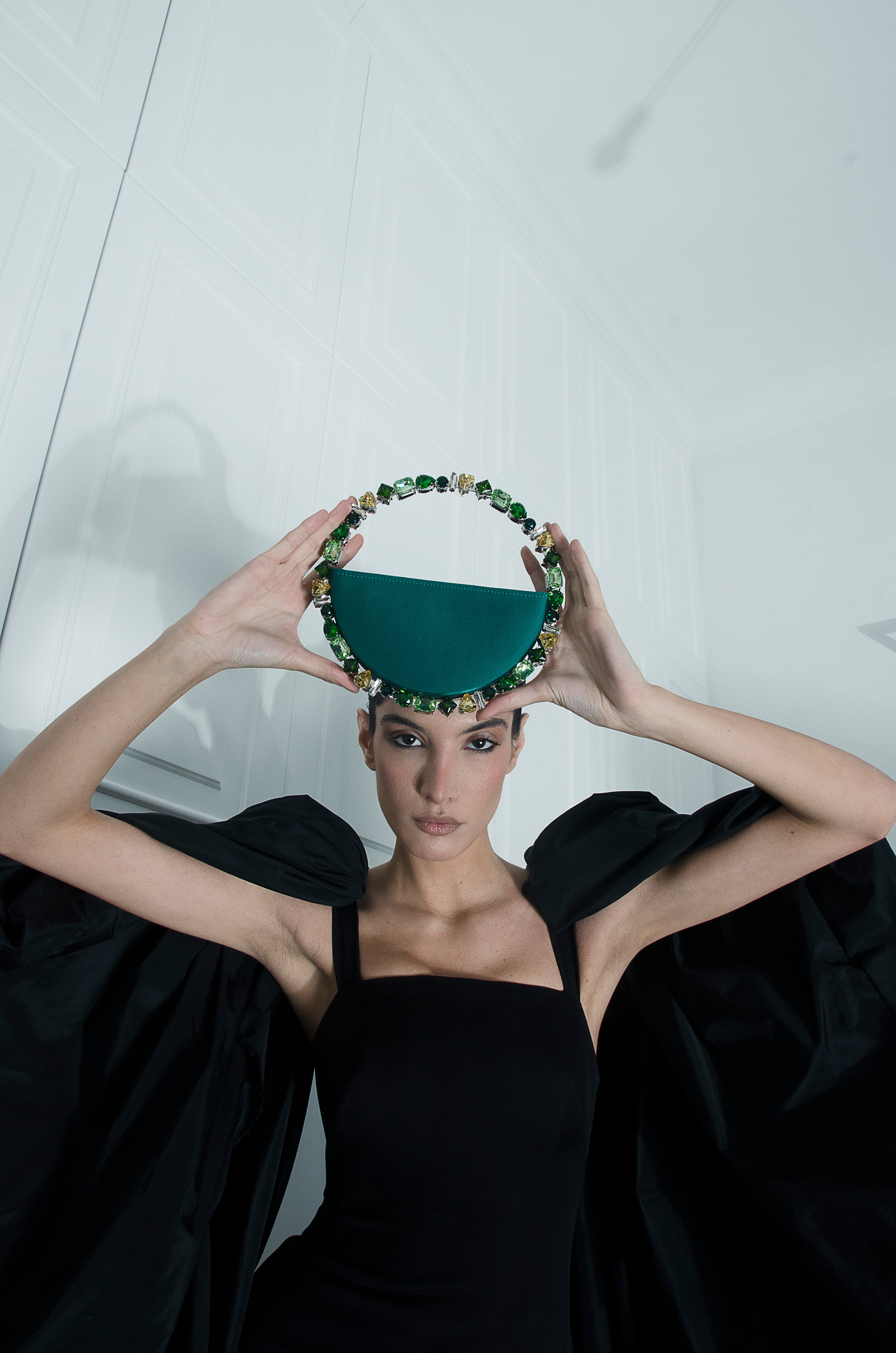 Emerald Taliya Eternity Clutch