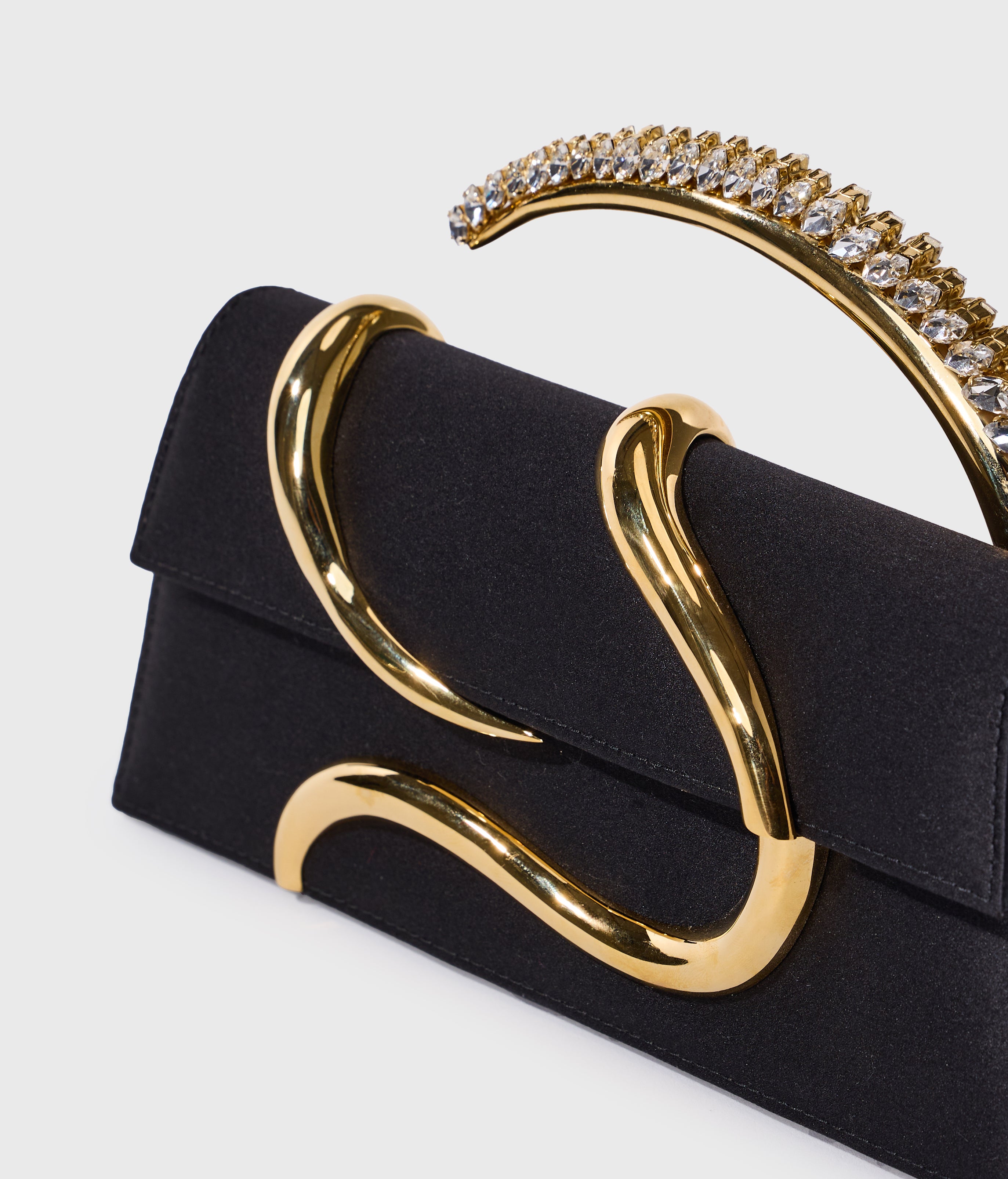 Black Aura Clutch