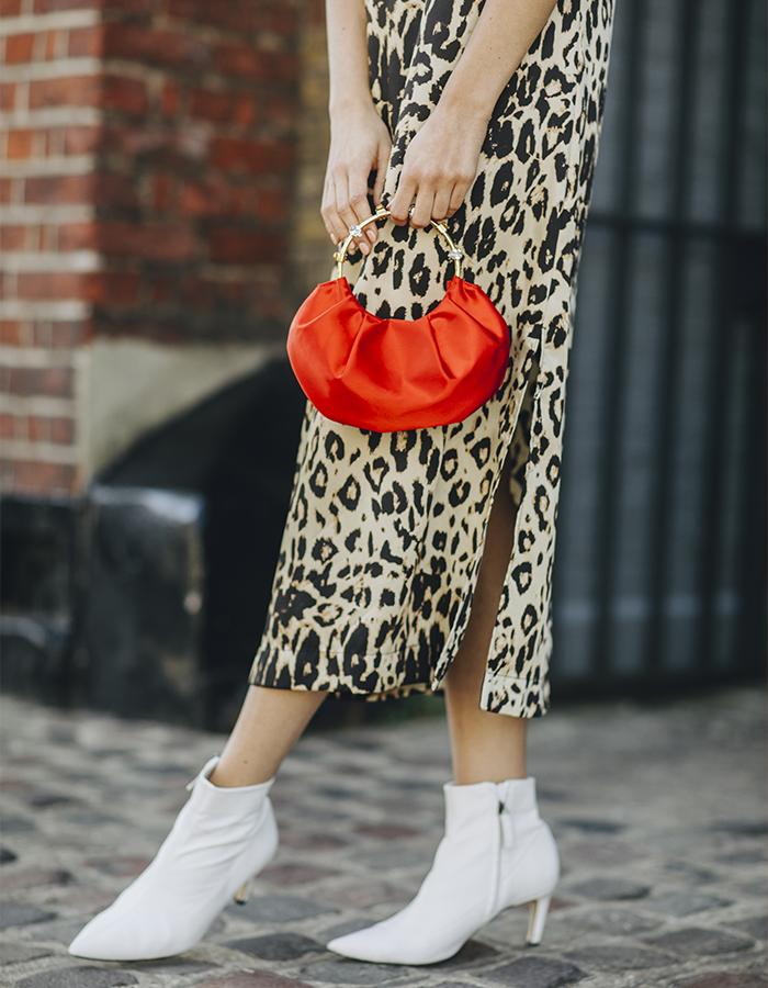 L'alingi London Pouch Orange Luxury Clutch